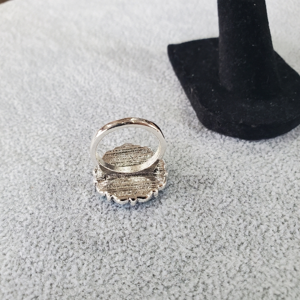 Turquoise Flower Ring - Picture 4 of 6